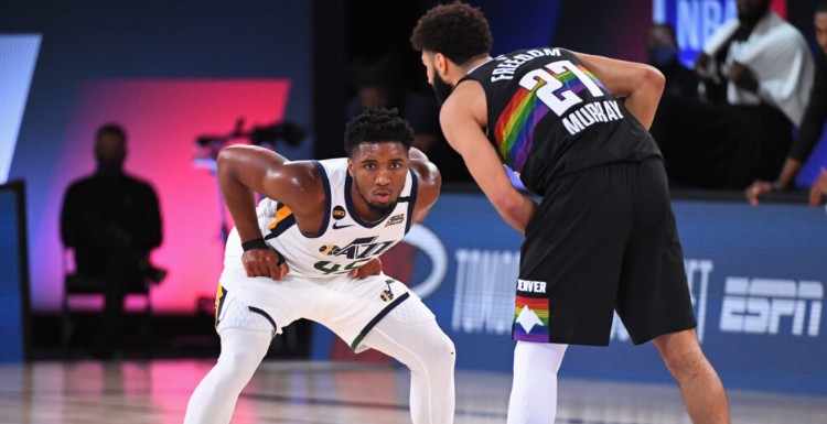 背景在比赛 背景在比赛