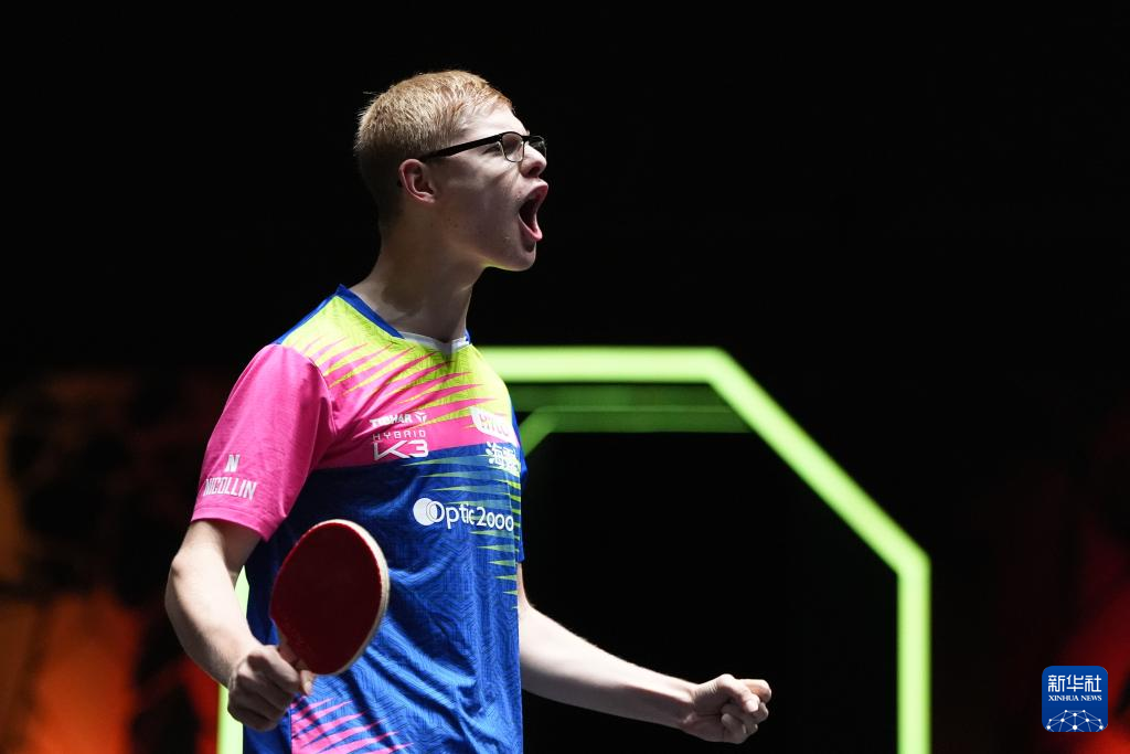 然存在巨大 然存在巨大